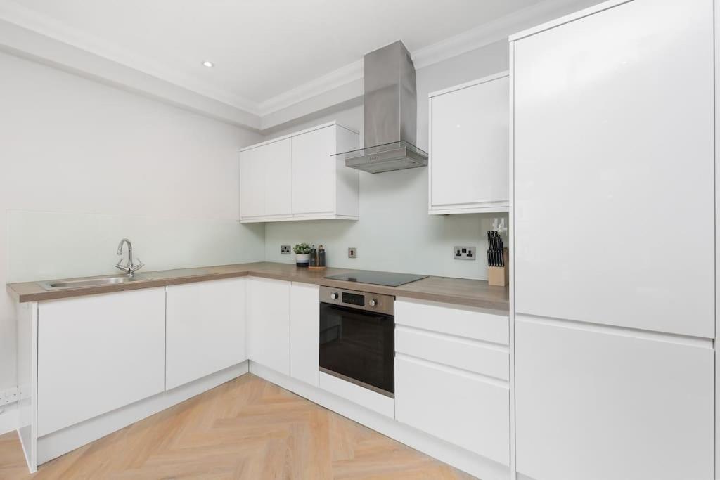 Pleasing 2Bed Flat 10Min To Wimbledon Tennis Court London Luaran gambar