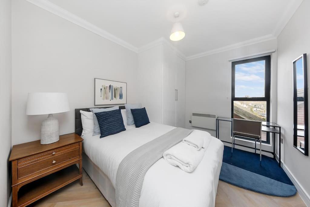 Pleasing 2Bed Flat 10Min To Wimbledon Tennis Court London Luaran gambar